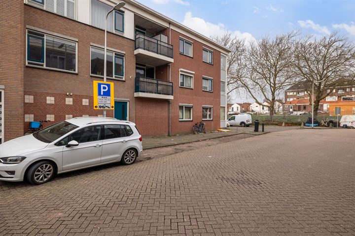 Bekijk foto 40 van Prins Hendrikstraat 117-A