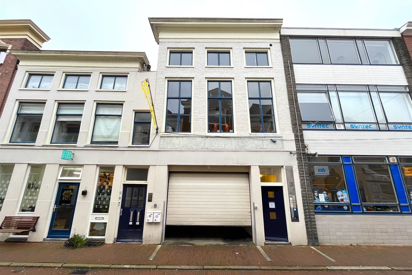 Bekijk foto 2 van Turftorenstraat 18