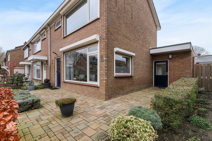 Bekijk foto 37 van Meidoornstraat 13