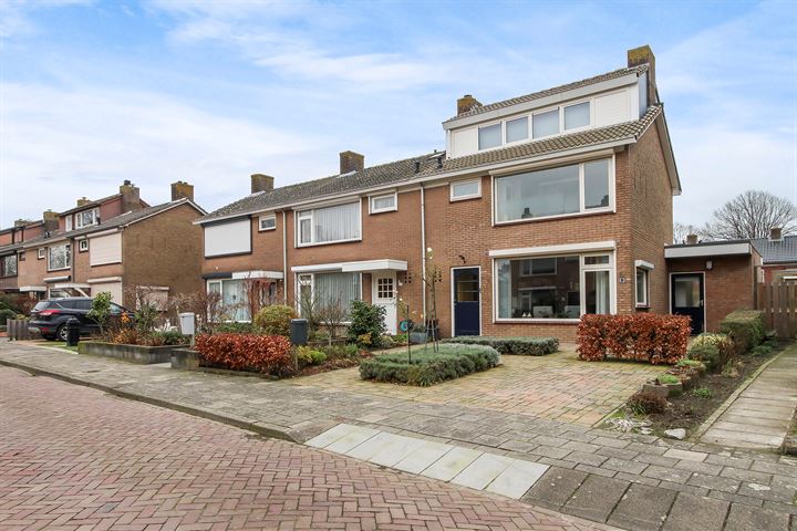 Bekijk foto 39 van Meidoornstraat 13