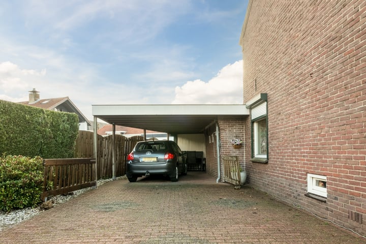 Bekijk foto 4 van Herman Harmsenstraat 1