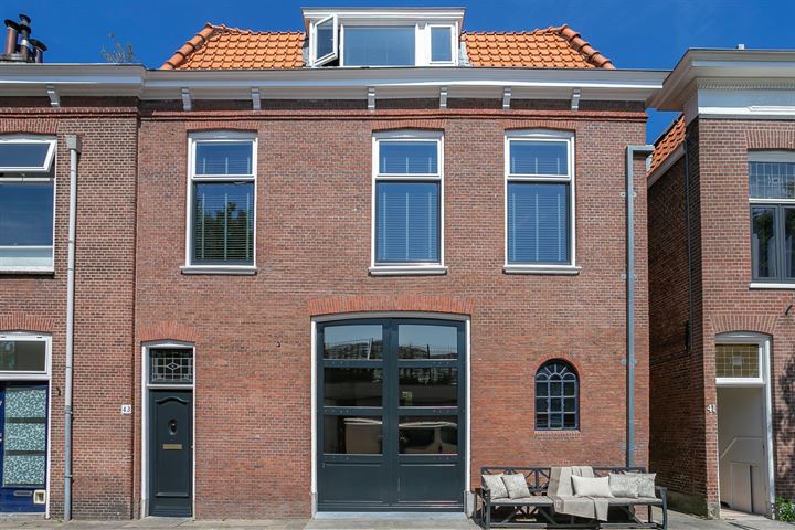 Bekijk foto 2 van Willemstraat 43