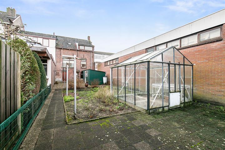 Bekijk foto 43 van Emmastraat 68