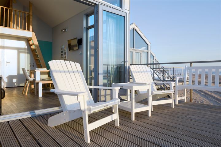 Bekijk foto 3 van Strandhuisje aan Zee