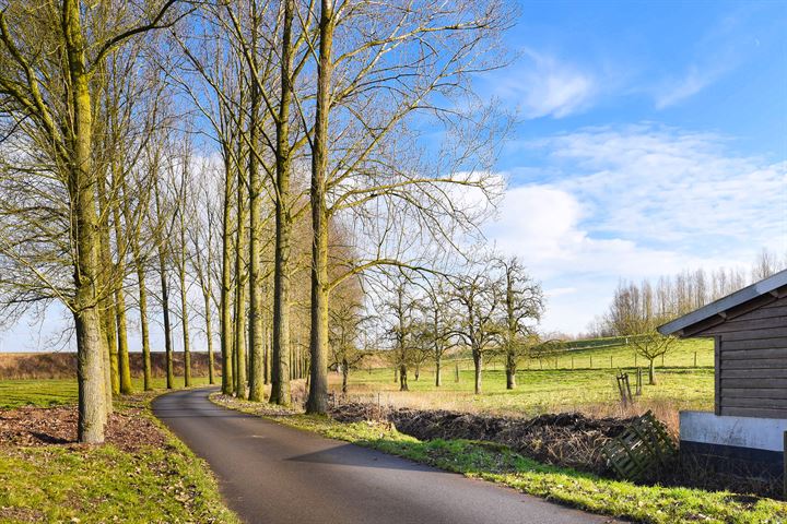 Bekijk foto 39 van Lekdijk 20