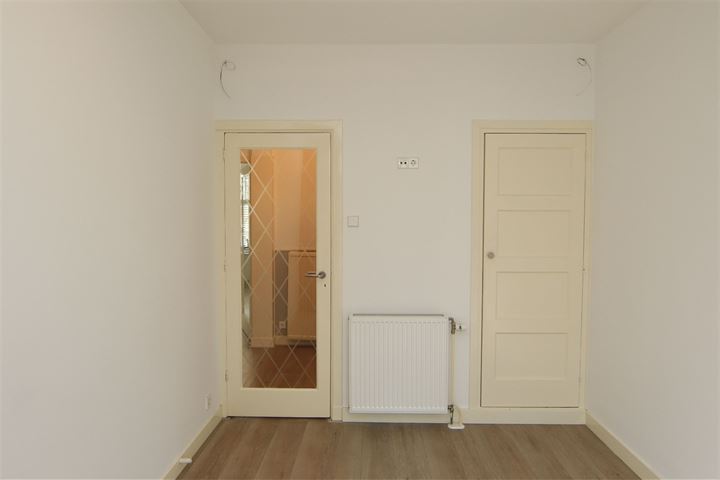 View photo 19 of Van der Horststraat 6-B