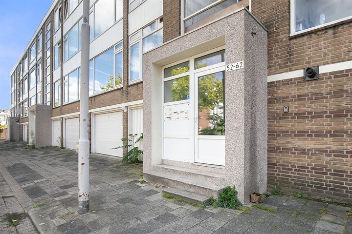 Bekijk foto 7 van Sint-Maartensdijkstraat 52