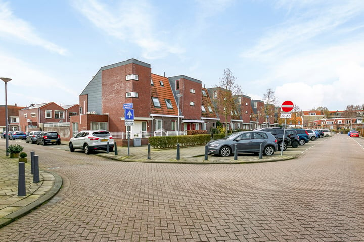 Bekijk foto 40 van Oranjestraat 7