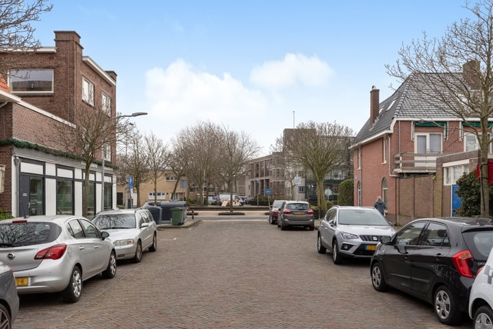 Bekijk foto 31 van Adriaan de Jongestraat 7--RD