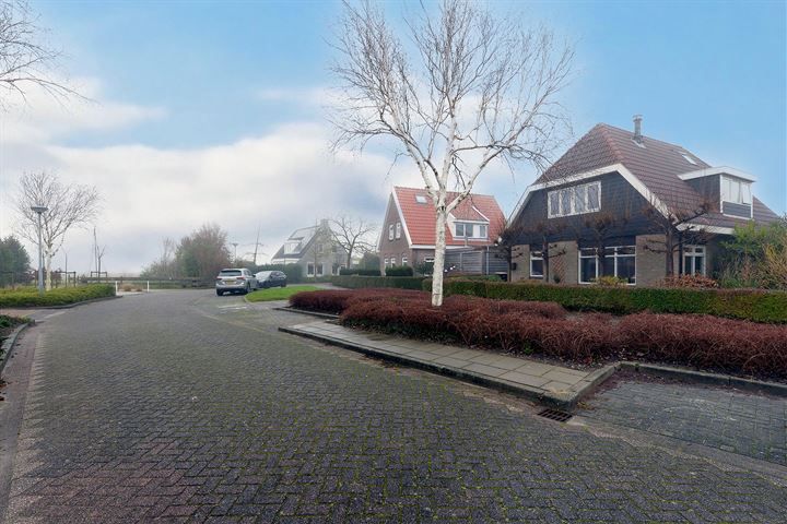 Bekijk foto 40 van Polderlaan 8