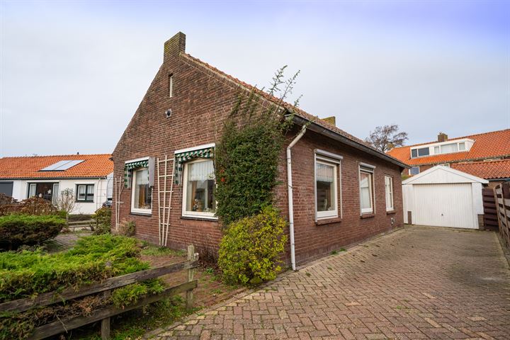 Bekijk foto 1 van Houtweg 2