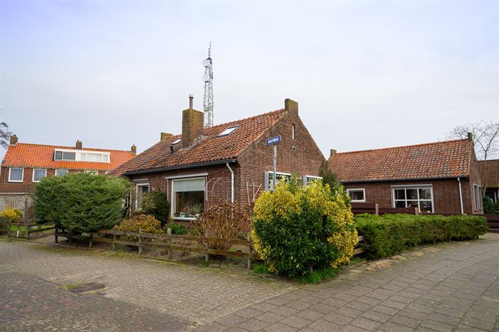 Bekijk foto 2 van Houtweg 2