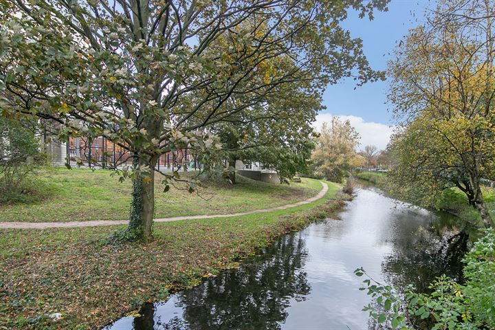 Bekijk foto 30 van De Genestetlaan 90