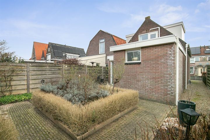 Bekijk foto 38 van Prins Bernhardstraat 42