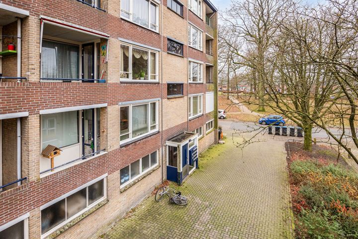 View photo 5 of Waalstraat 326