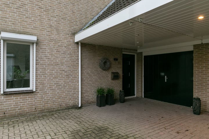 Bekijk foto 9 van Langewerf 11