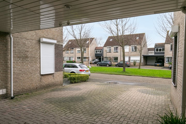 Bekijk foto 7 van Langewerf 11