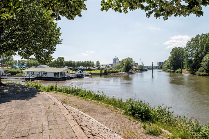 Bekijk foto 21 van Zuiddiepje 134