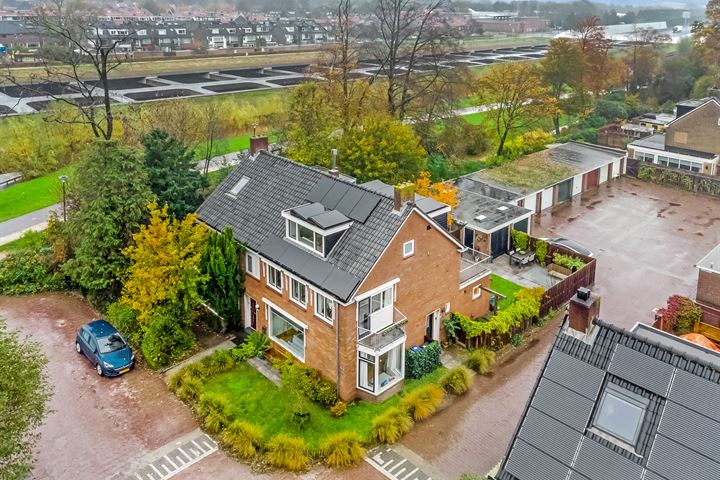 Bekijk foto 43 van Bernhardstraat 22