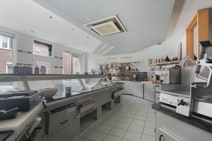 Foto 5 van Oosterstraat 10