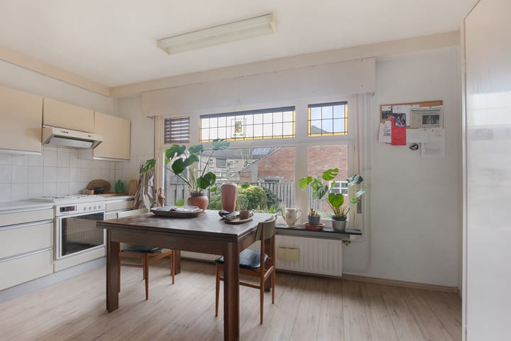 Photo 16 of Oosterstraat 10