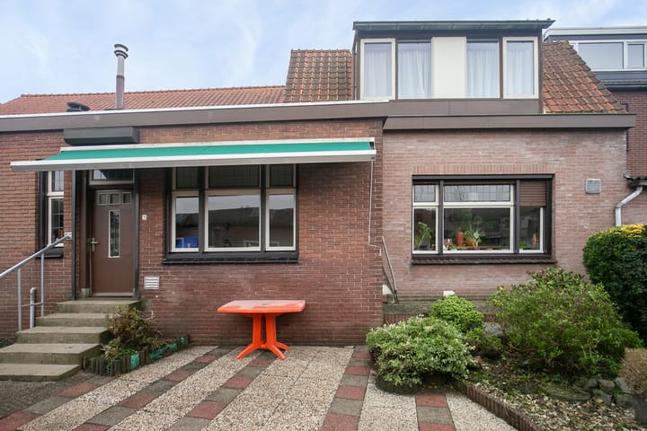Photo 25 of Oosterstraat 10