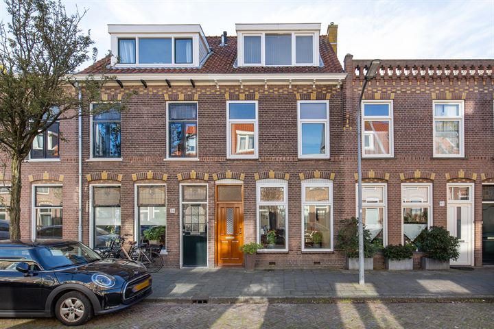 Bekijk foto 1 van Bankastraat 34