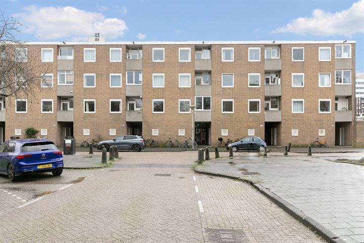 Bekijk foto 3 van Frieslandstraat 67