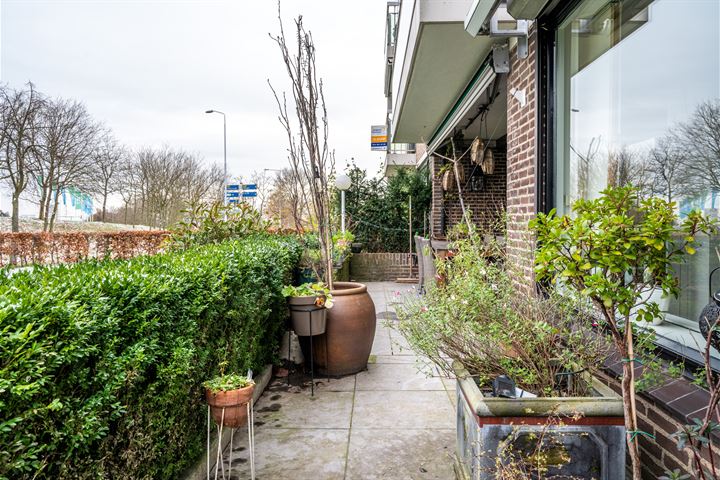 Bekijk foto 38 van Graadt van Roggenstraat 3