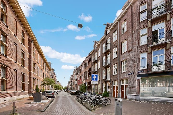 View photo 20 of Eerste Helmersstraat 275-HS