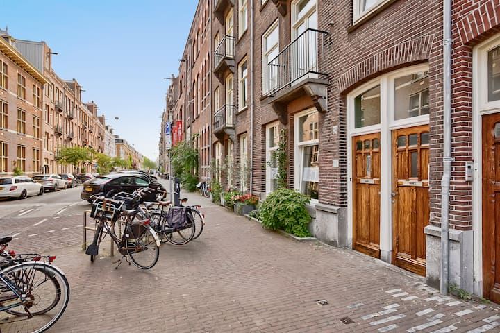 View photo 22 of Eerste Helmersstraat 275-HS