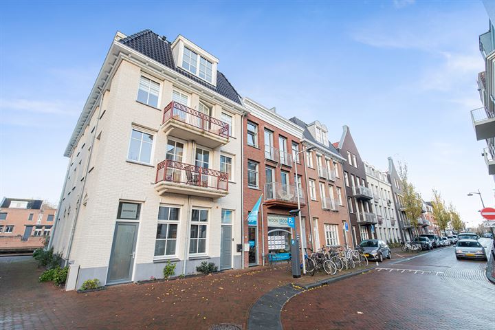 Bekijk foto 30 van Hooftstraat 37