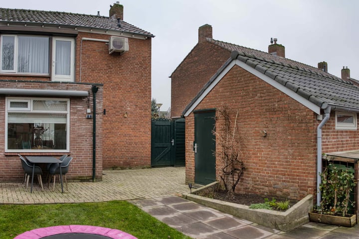 Bekijk foto 31 van Pastoor Beenenstraat 25