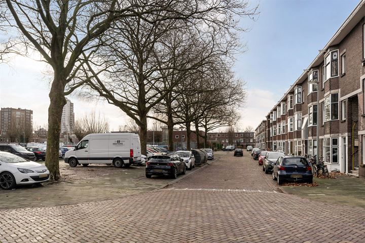 Bekijk foto 19 van dr. Abraham Kuyperstraat 99