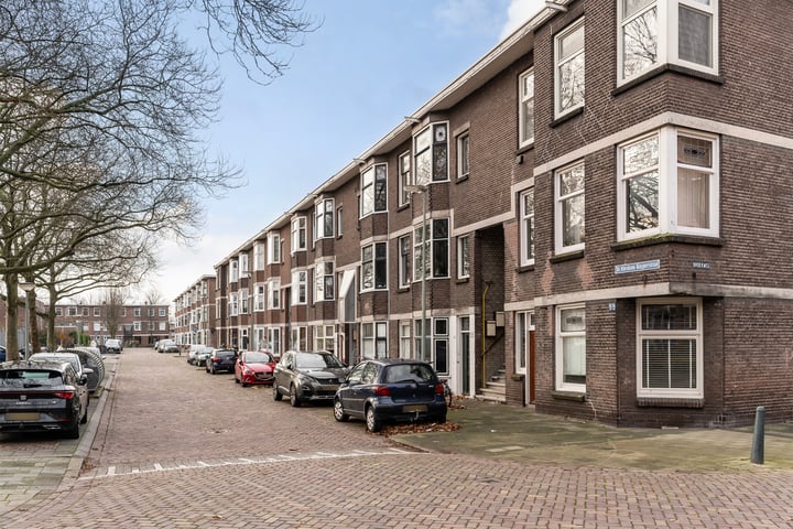 Bekijk foto 17 van dr. Abraham Kuyperstraat 99