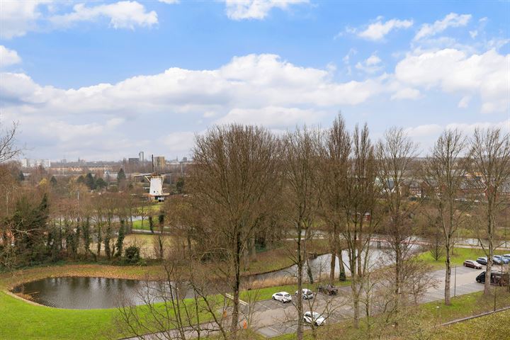 Bekijk foto 20 van Burgemeester Van Haarenlaan 1382