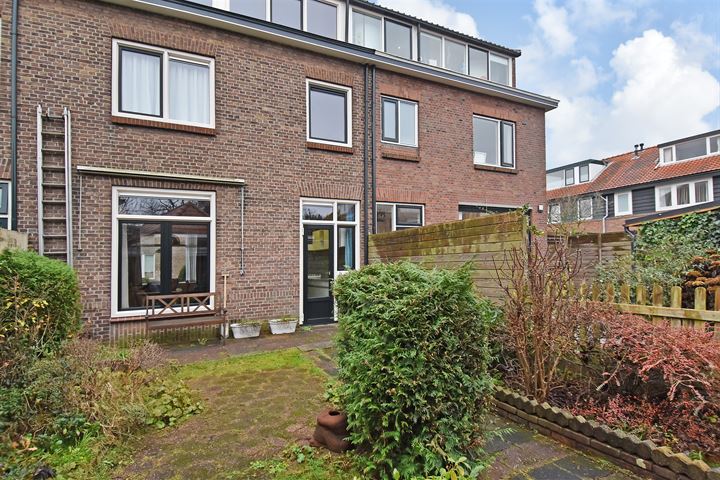 Bekijk foto 17 van Oostvlietstraat 46