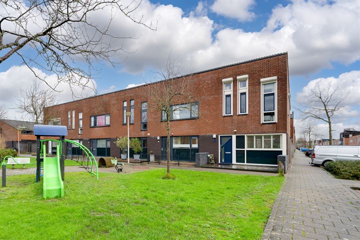 Bekijk foto 38 van Mambostraat 27