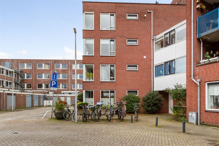 Bekijk foto 30 van Otterstraat 48