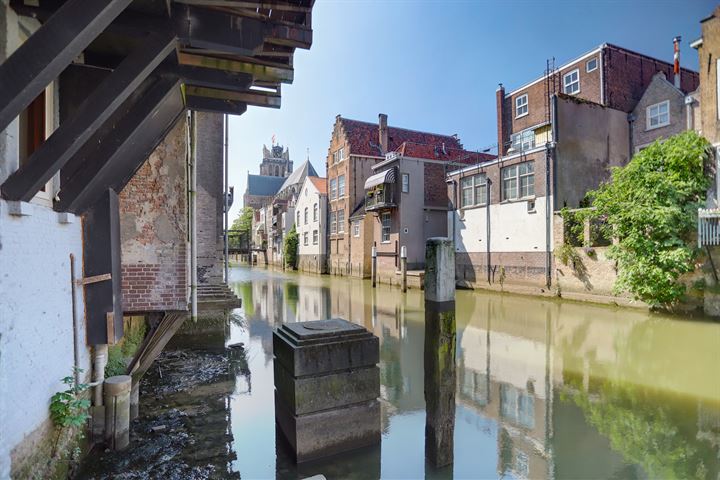 View photo 36 of Grotekerksbuurt 32-B