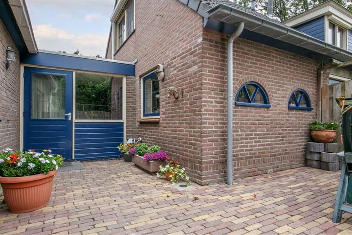 Bekijk foto 2 van Veldstraat 48