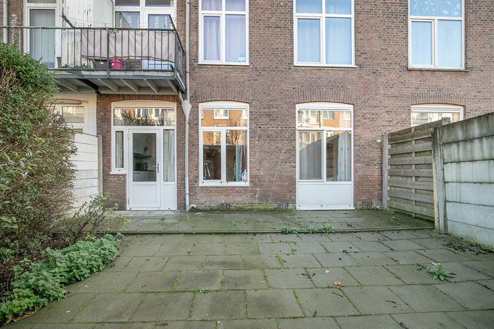 Bekijk foto 5 van Lyonnetstraat 63