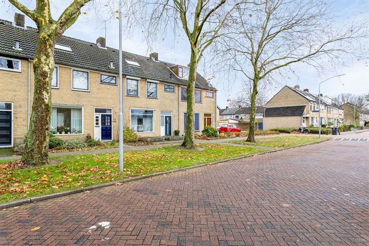 View photo 27 of Lignestraat 27