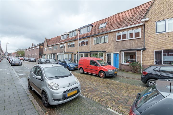 Bekijk foto 45 van Balderikstraat 70