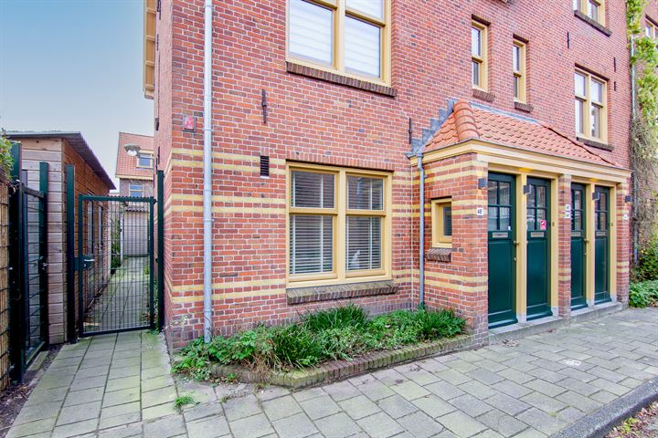 Bekijk foto 2 van Jasmijnstraat 46-B