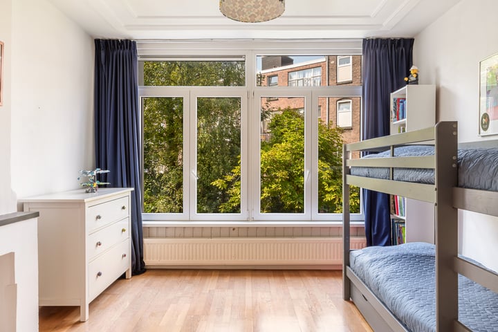 Bekijk foto 35 van Graaf Florisstraat 33-B