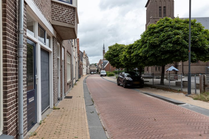 Bekijk foto 3 van Molenstraat 38