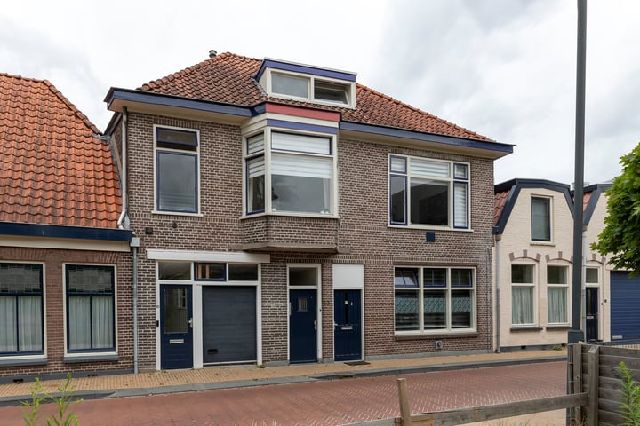 Bekijk foto 1 van Molenstraat 38