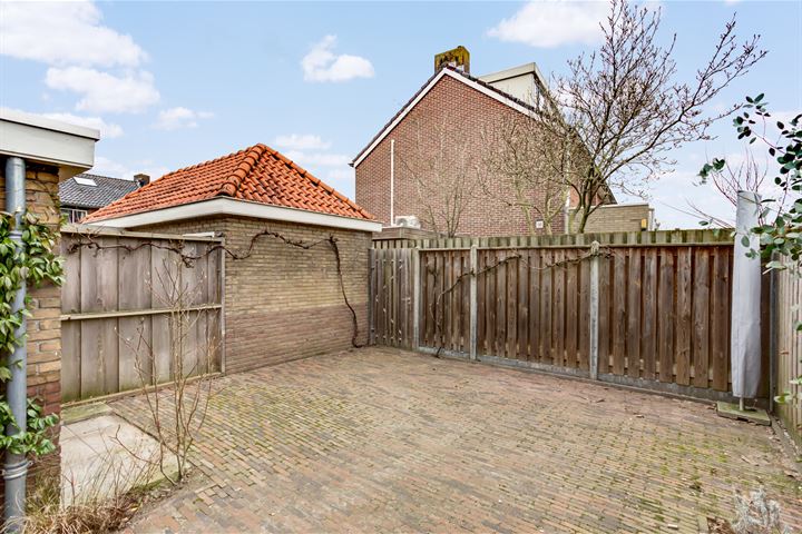 Bekijk foto 45 van Prins Alexanderstraat 24