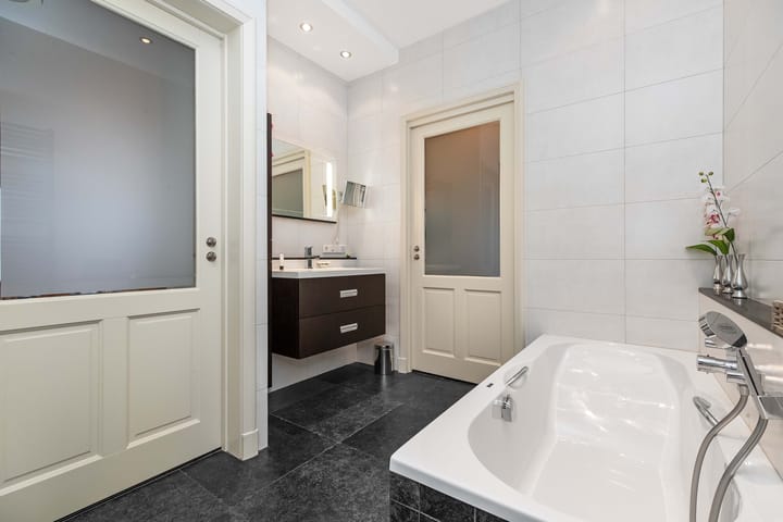 Foto 14 van Irenestraat 13